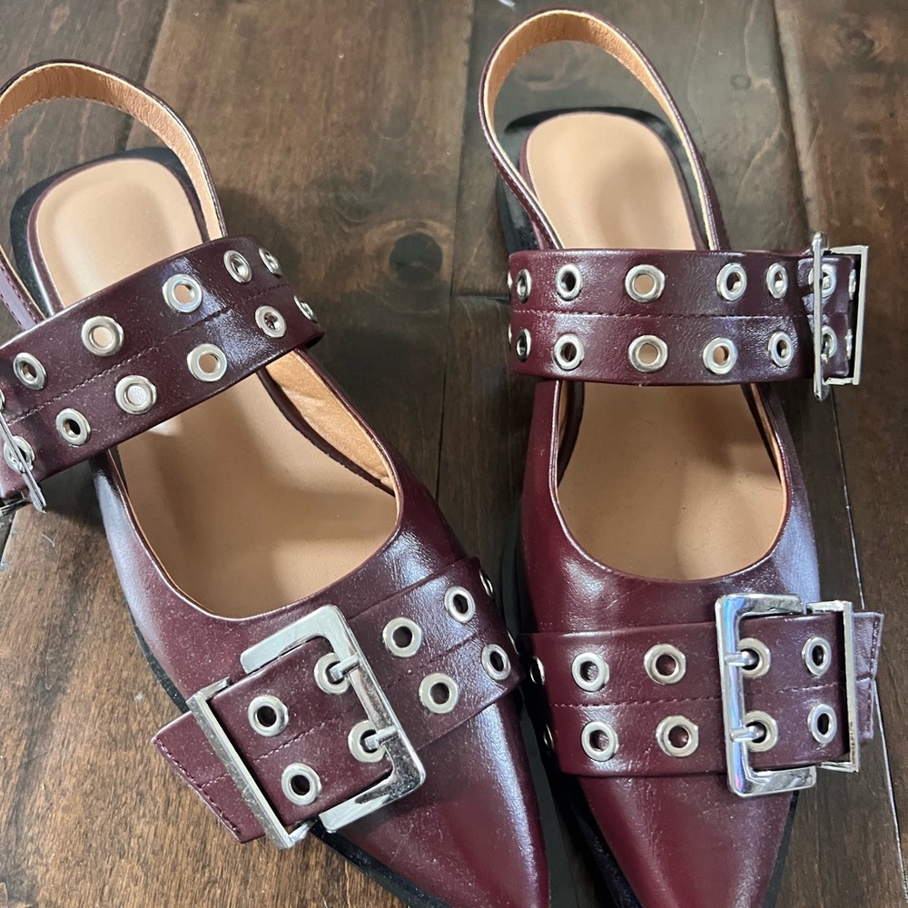 Never worn burgundy flats